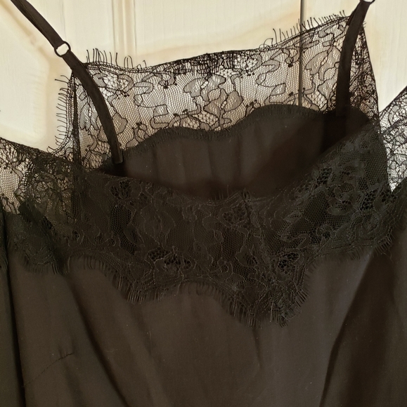 Black off the shoulder top - Picture 2 of 3